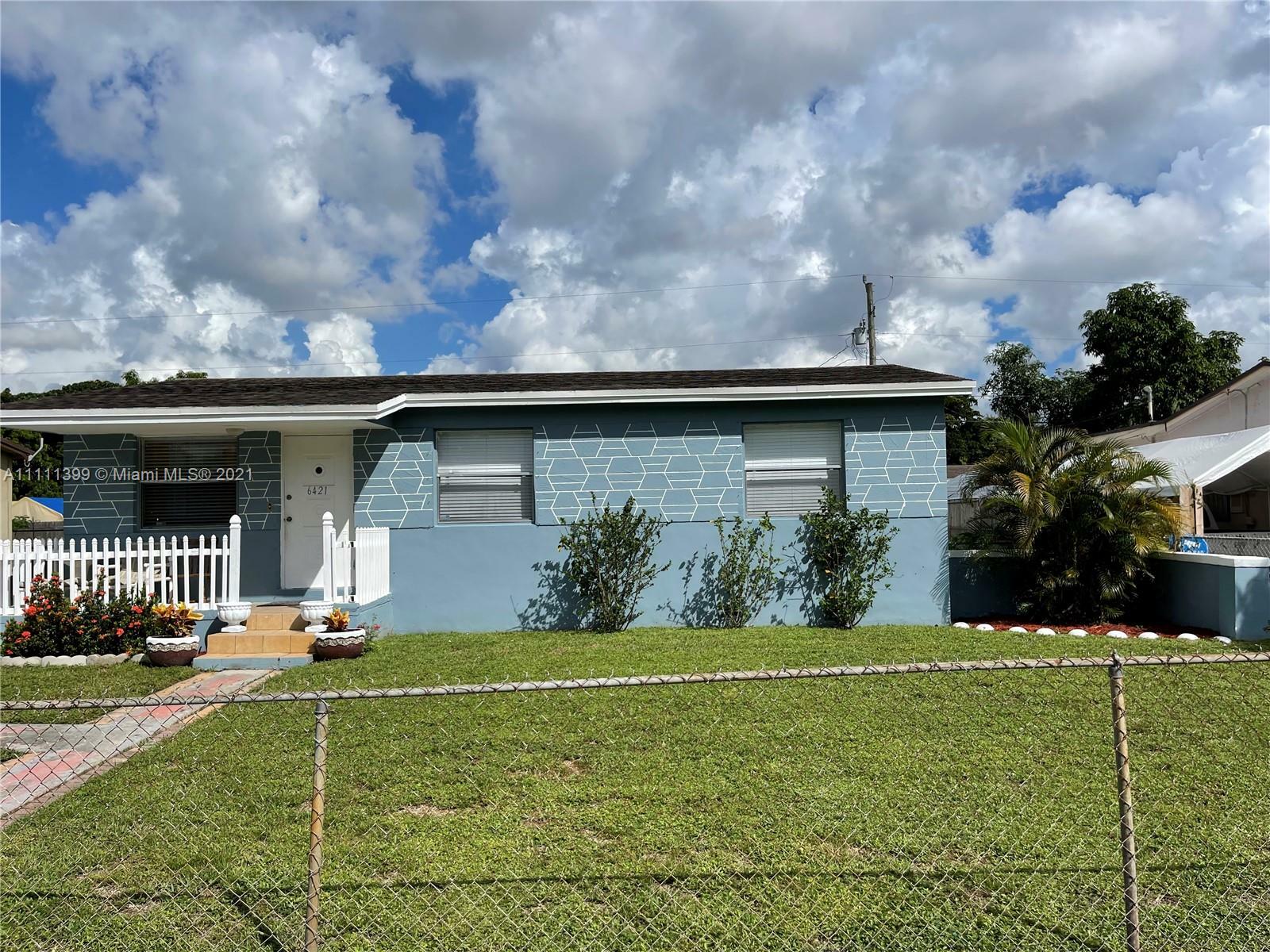 Property Photo:  6421 Custer St  FL 33024 