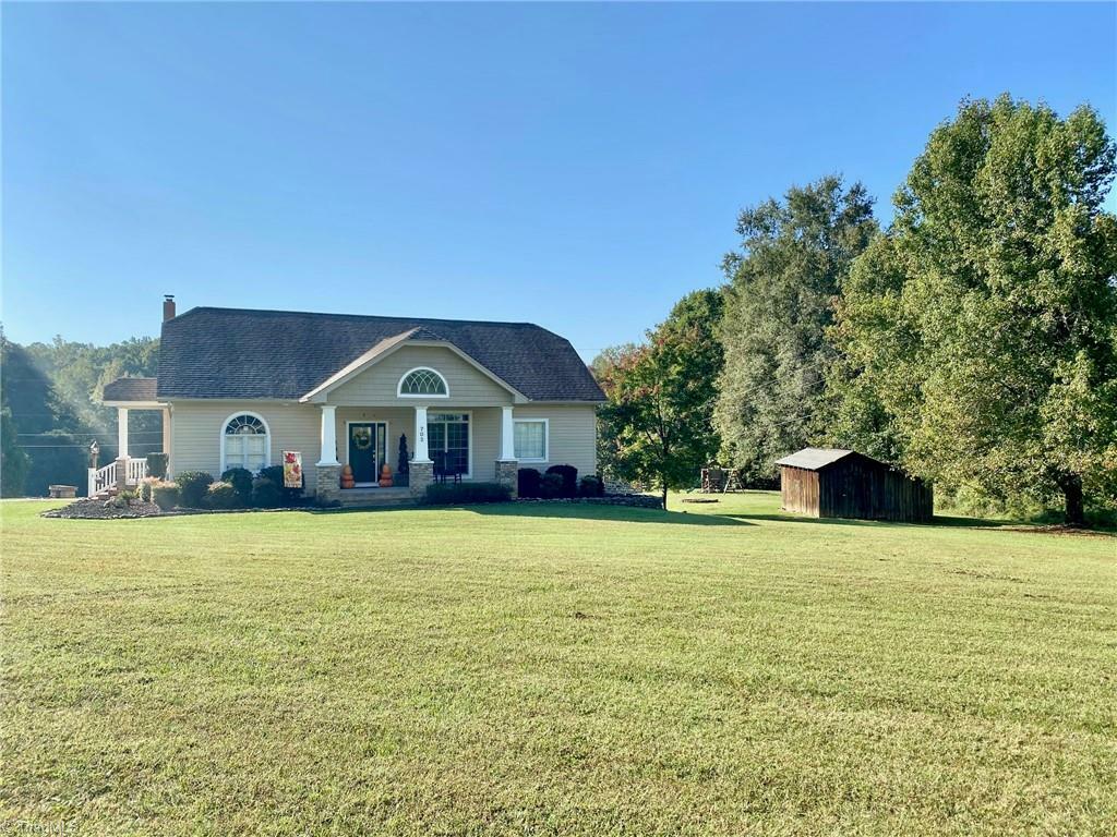 Property Photo:  702 Yount Road  NC 27288 