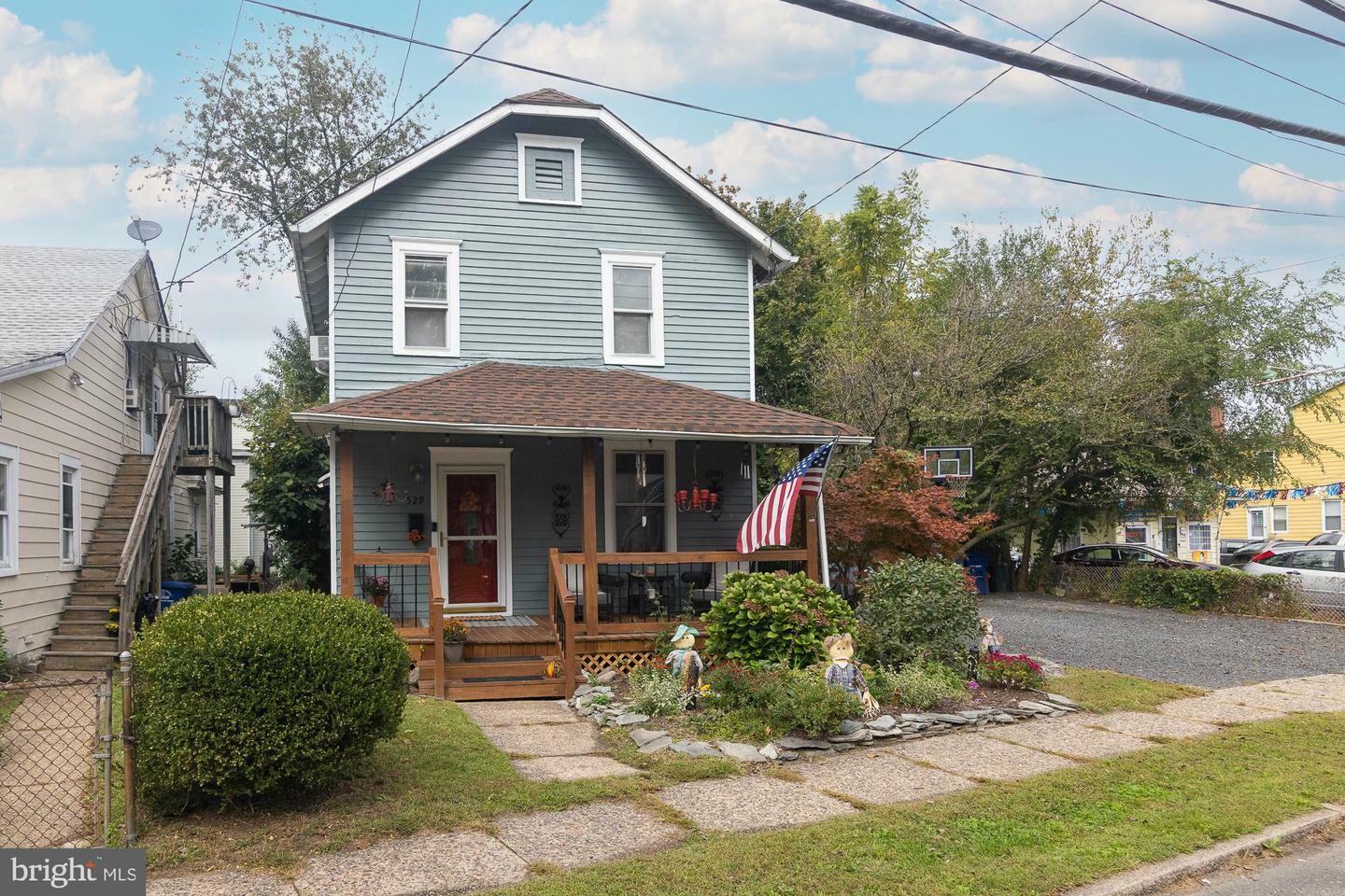 Property Photo:  529 Warren Street  NJ 08010 