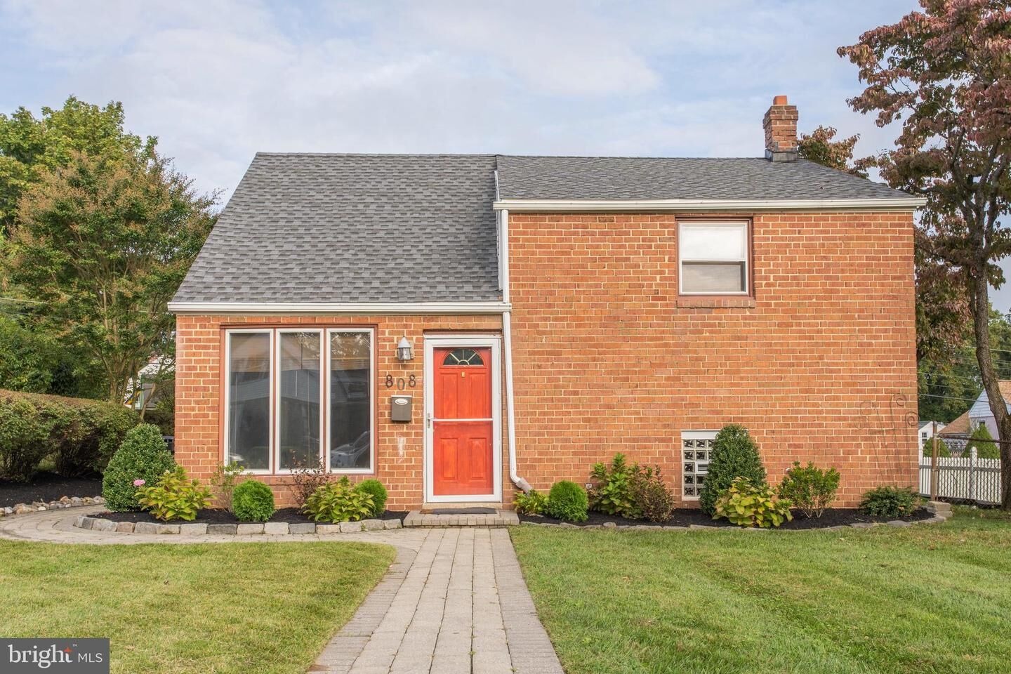Property Photo:  808 Inverness Lane  PA 19128 