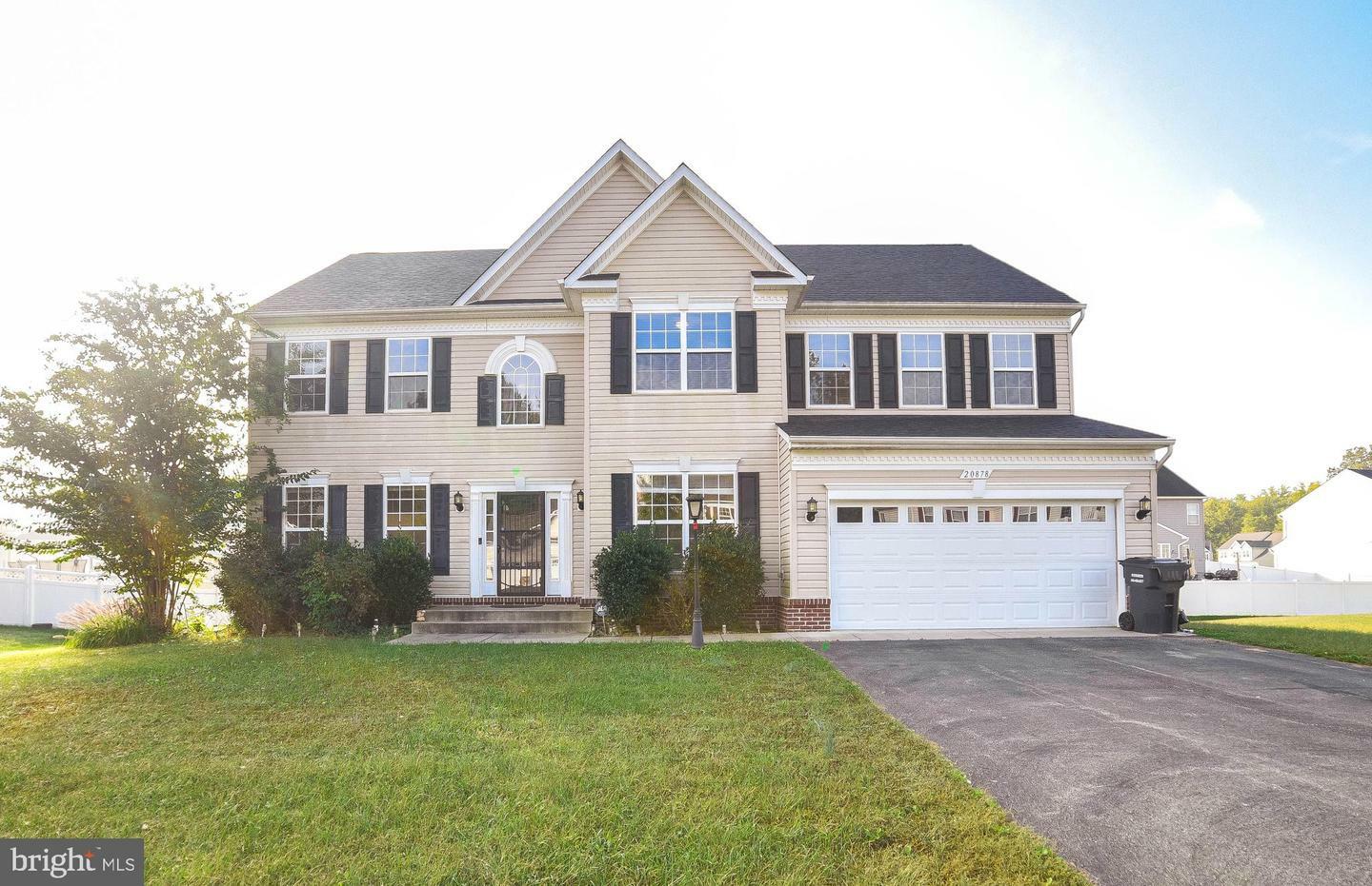 Property Photo:  20878 Harvest Mill Court  MD 20634 