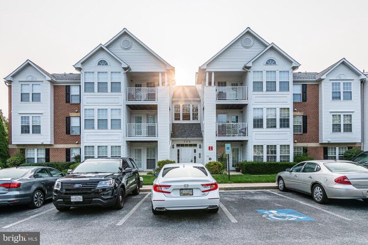 705 Harvest Run Drive 302  Odenton MD 21113 photo