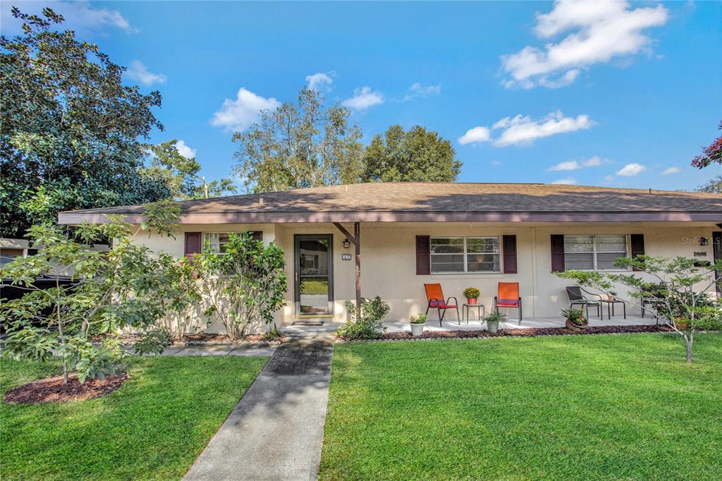 Property Photo: 37 Villa Villar Court 370 FL 32724