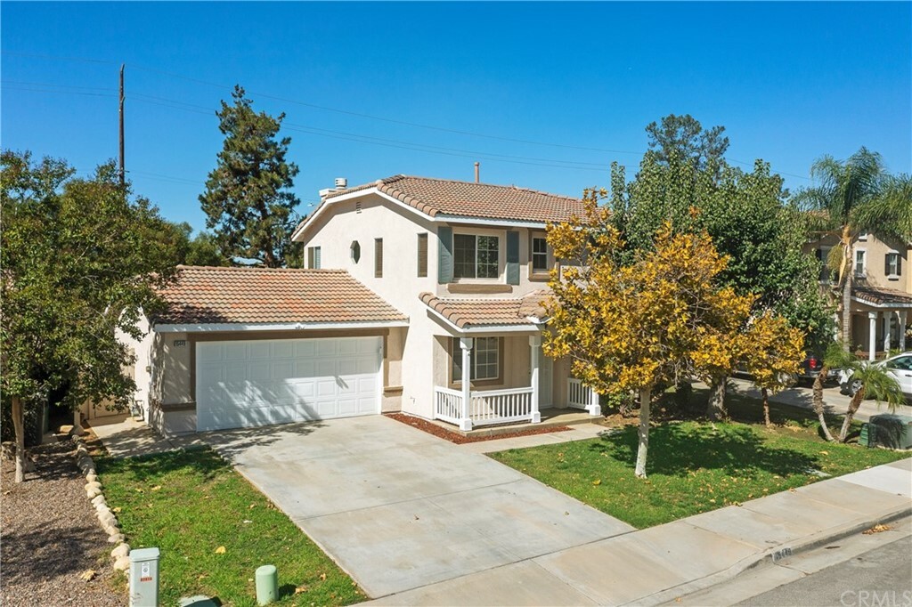 Property Photo:  15449 Alosta Lane  CA 92555 