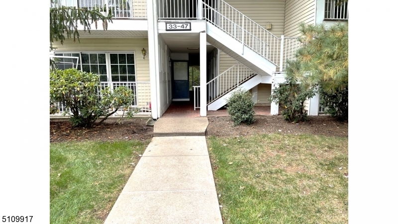 Property Photo: 47 Rachel Ct NJ 08823