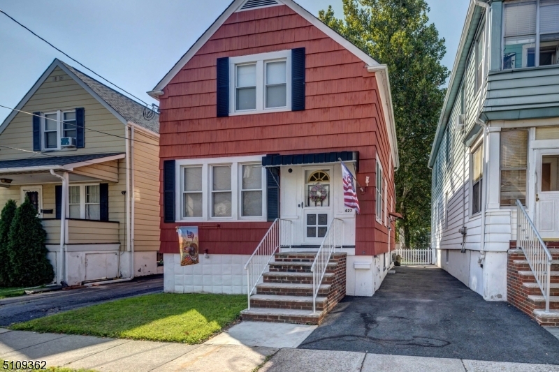 Property Photo:  427 Brook Street  NJ 07036 