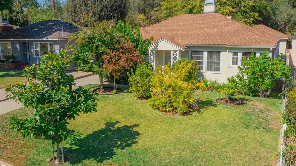 Property Photo:  2235 Garfias Drive  CA 91104 