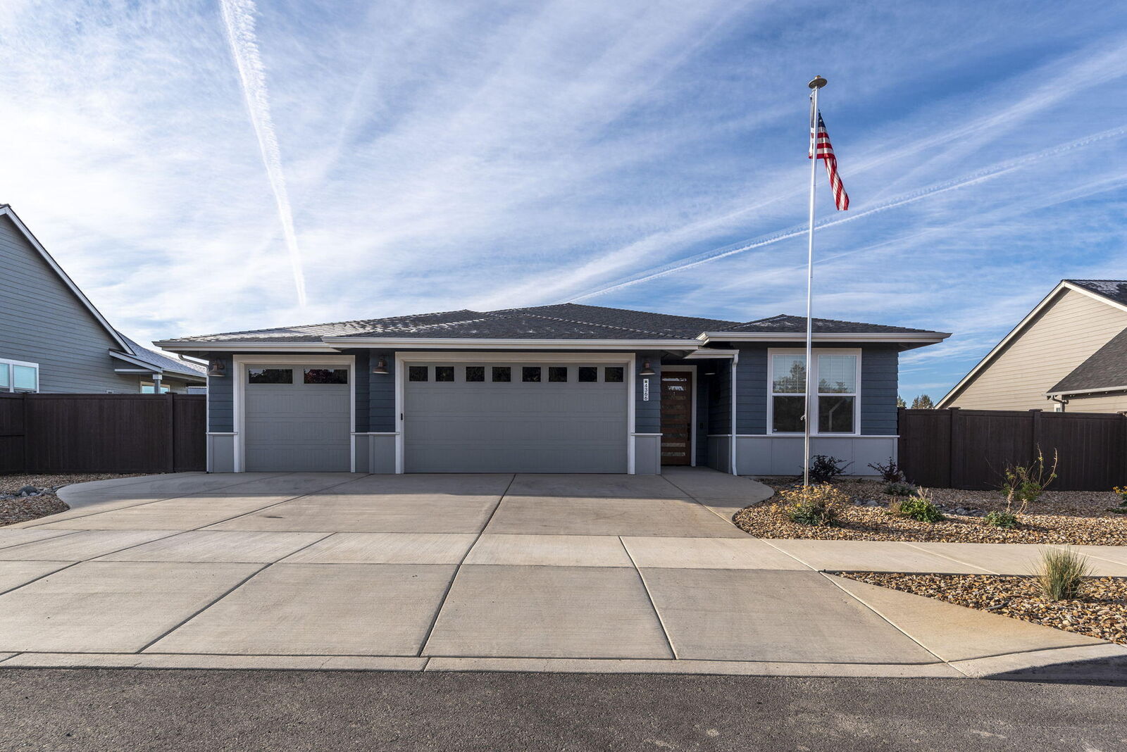 Property Photo: 4366 SW Badger Avenue OR 97756