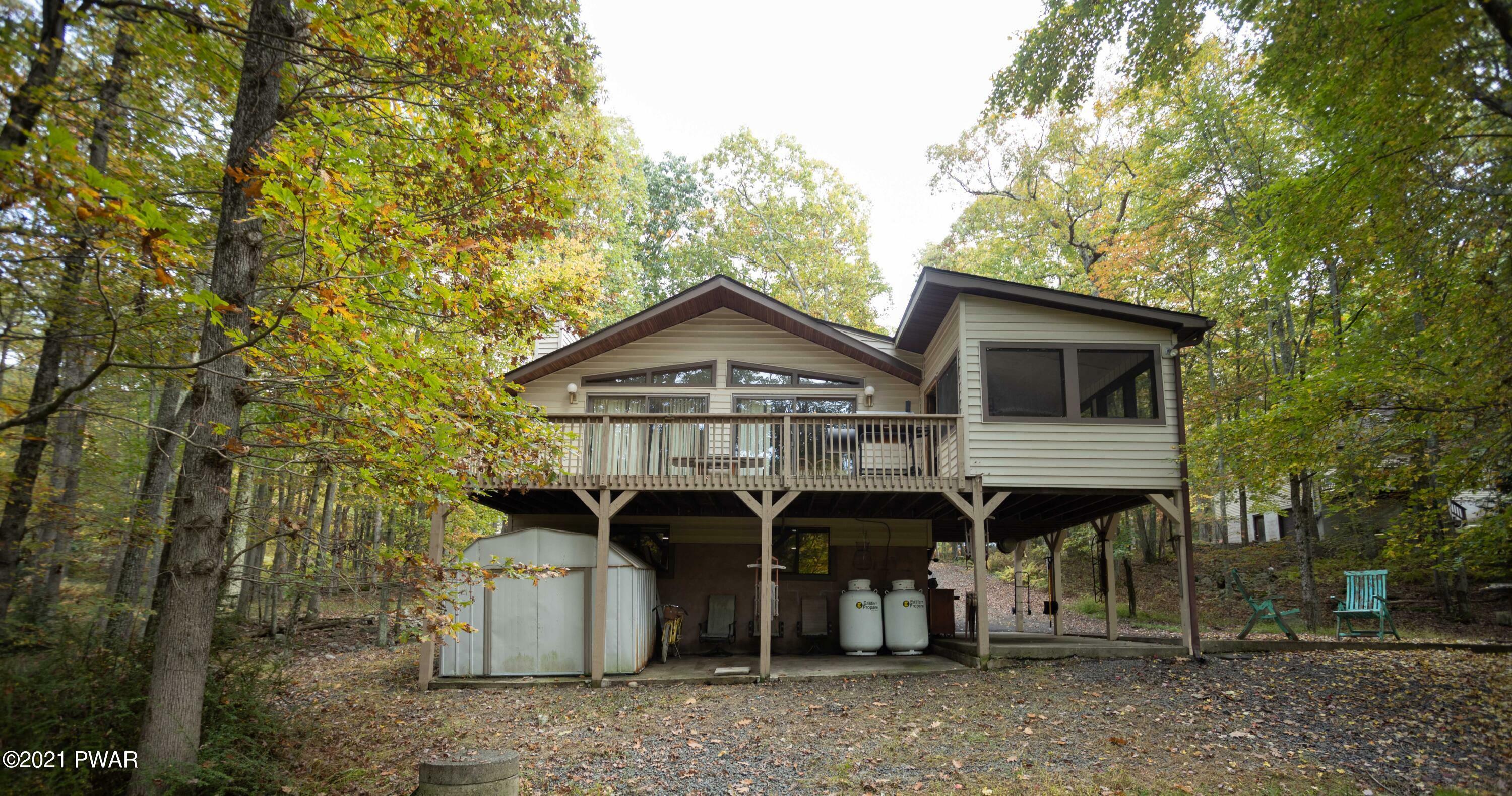 Property Photo:  330 Surrey Drive  PA 18428 