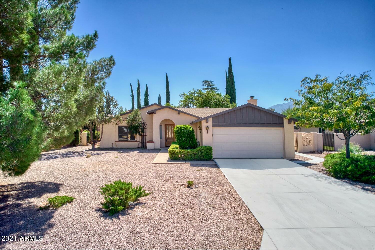 Property Photo:  3716 Snead Drive  AZ 85650 