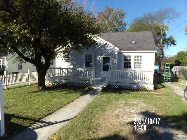 Property Photo:  1818 Morningside Ave  TN 38401 