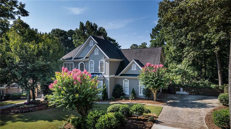 Property Photo: 1070 Presidents Lane NW GA 30043