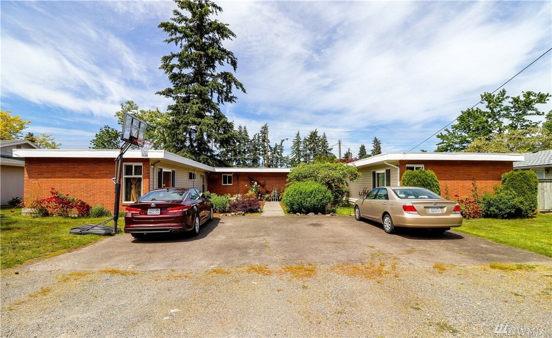 Property Photo:  5707 112th St SW  WA 98499 