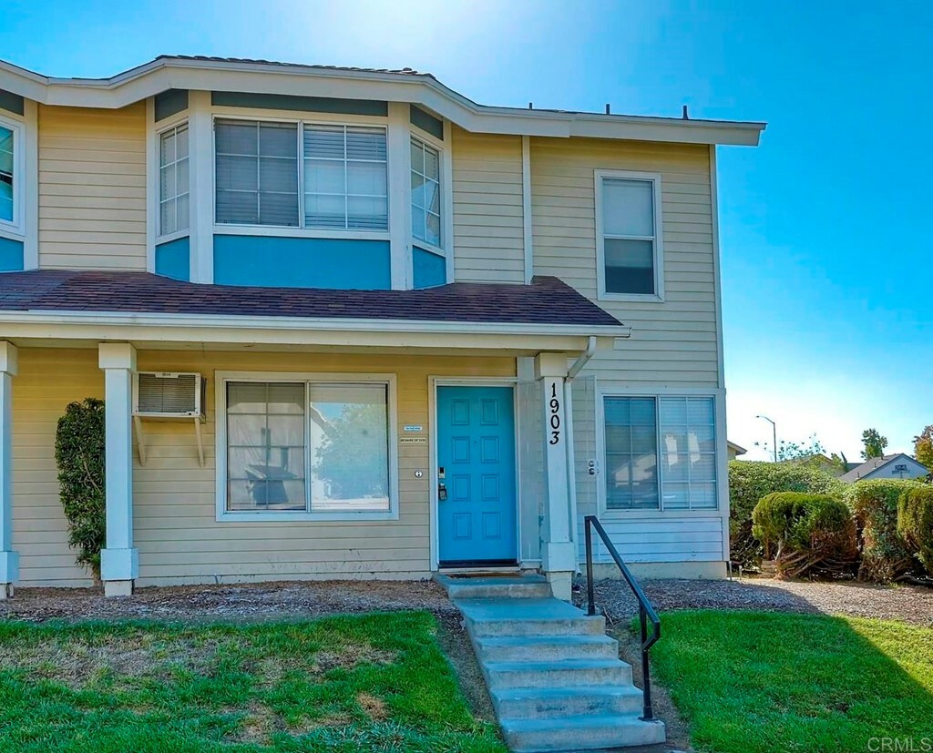 Property Photo: 1903 Manzana Way CA 92139
