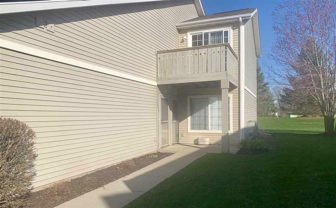 Property Photo:  2310 Turnberry Ct  WI 53511 