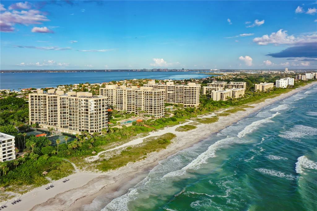 Property Photo: 1241 Gulf Of Mexico Drive 805 FL 34228