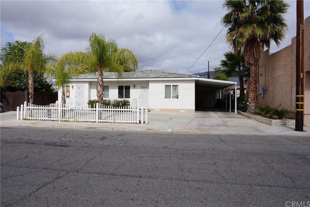 Property Photo: 237 W 5th Street CA 92583