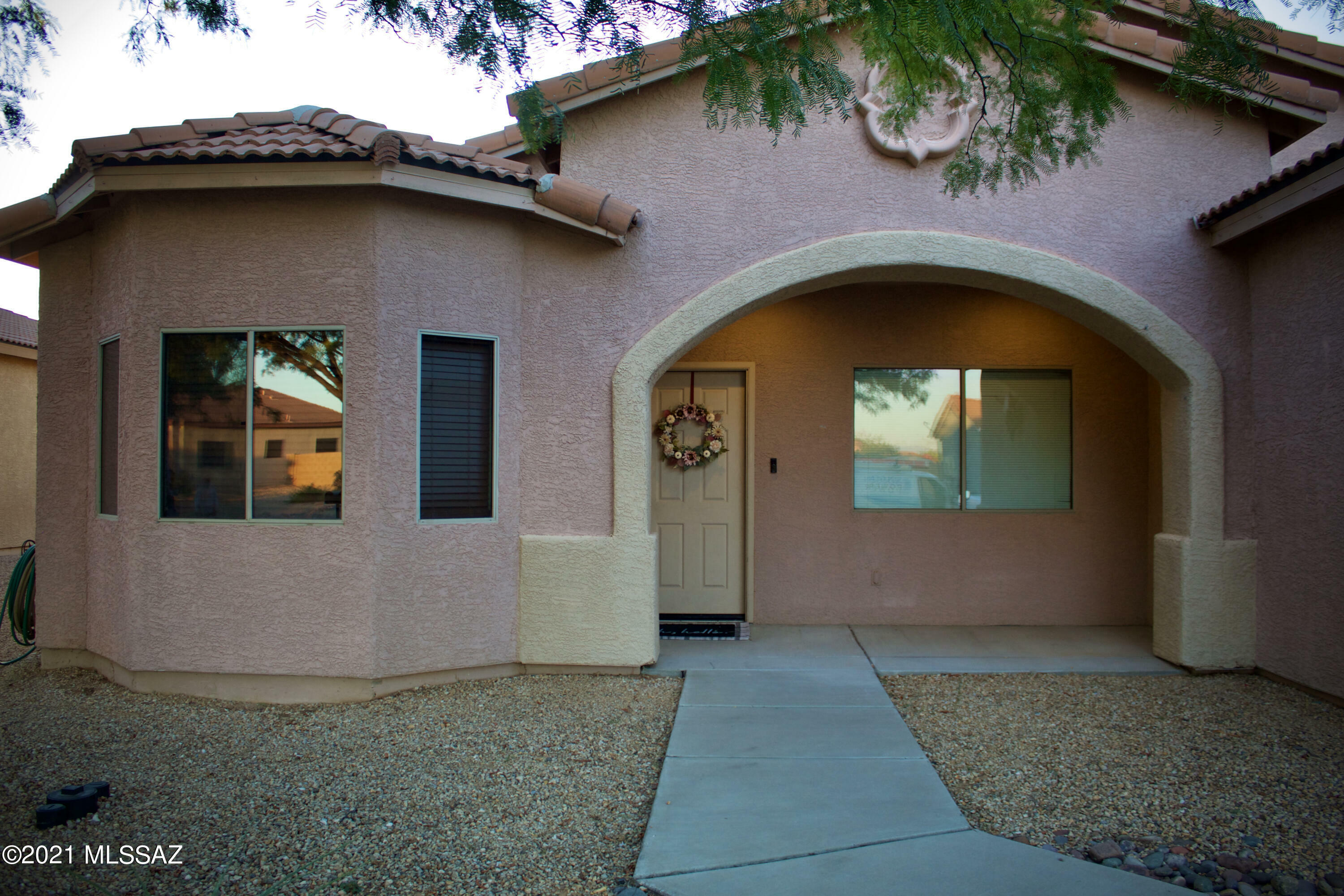 Property Photo:  6580 S Via Molino De Viento  AZ 85757 