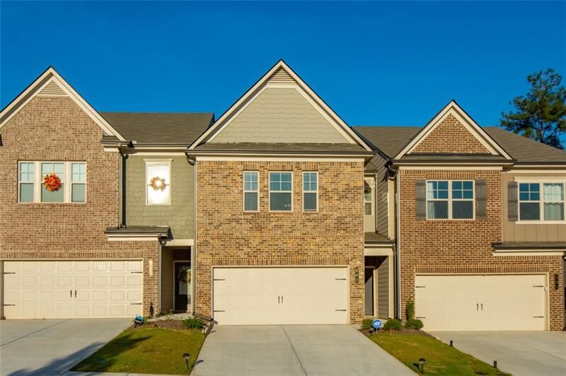 Property Photo:  201 Irwell Path  GA 30044 