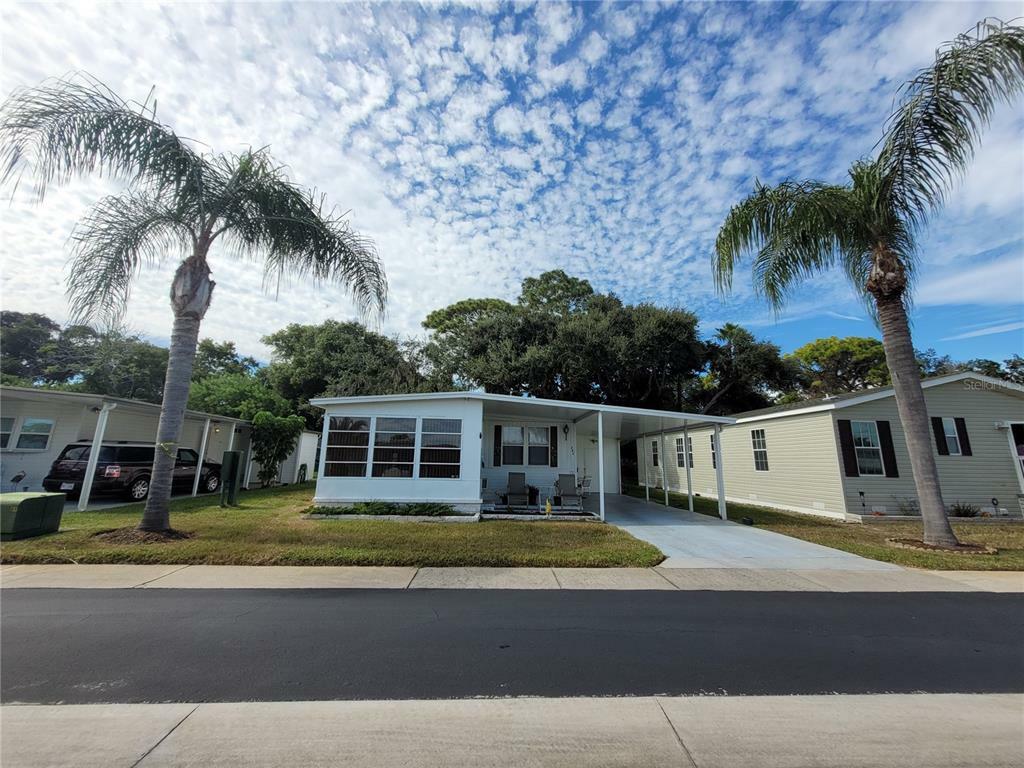 Property Photo: 242 Harmony Way FL 34689