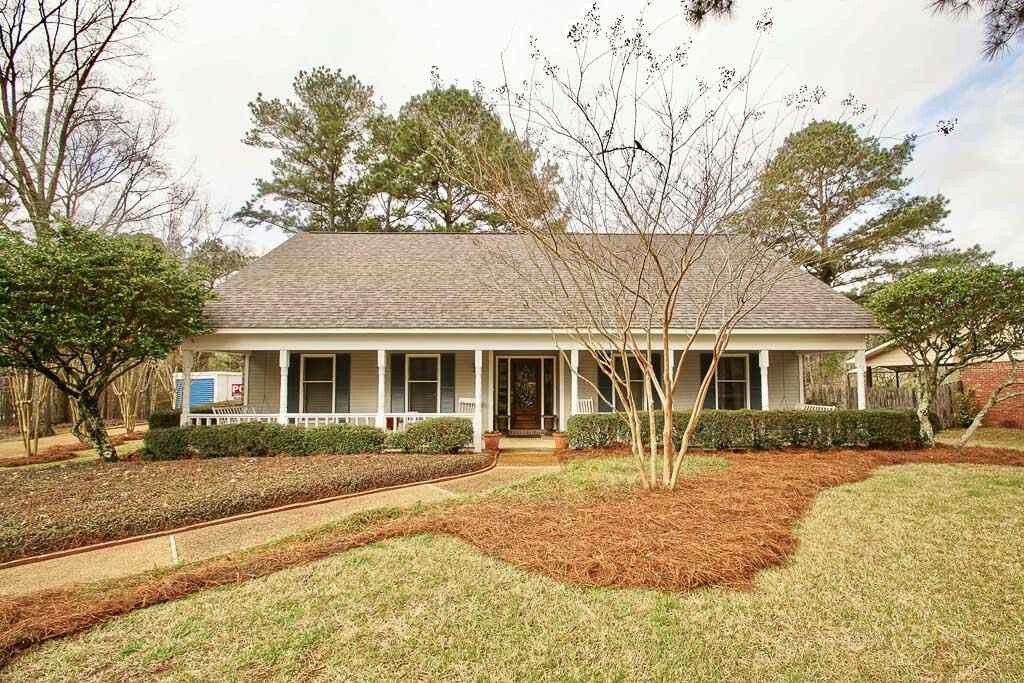 Property Photo:  218 Indian Pines Lane  MS 39110 