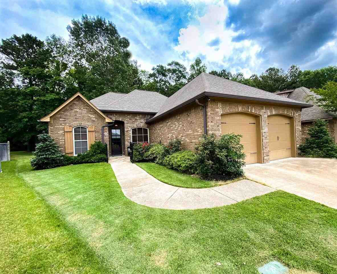 Property Photo:  218 Duclair Court  MS 39042 