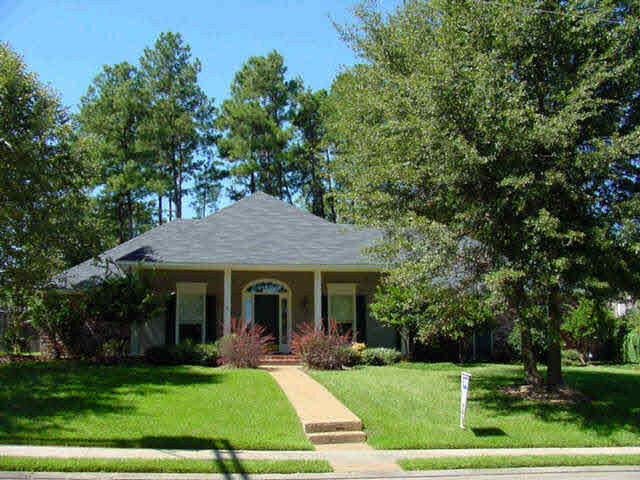 Property Photo:  247 Northbay Drive  MS 39110 