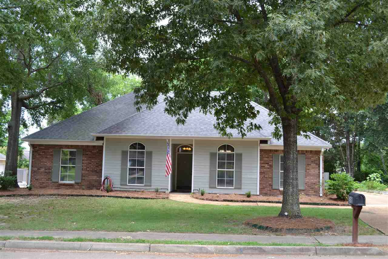 Property Photo:  516 Spring Hill Drive  MS 39110 