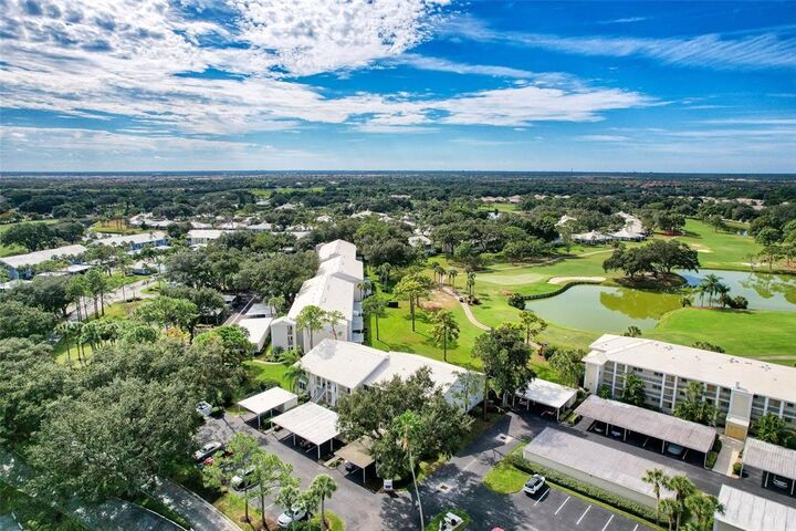 Property Photo:  435 Cerromar Lane 426  FL 34293 