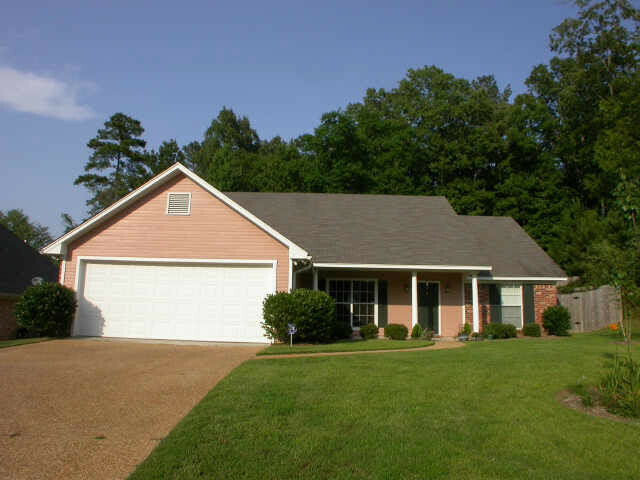 Property Photo:  104 Christy Lane  MS 39047 