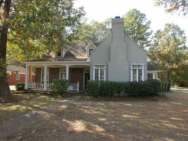 Property Photo:  924 Monterey Drive  MS 39110 