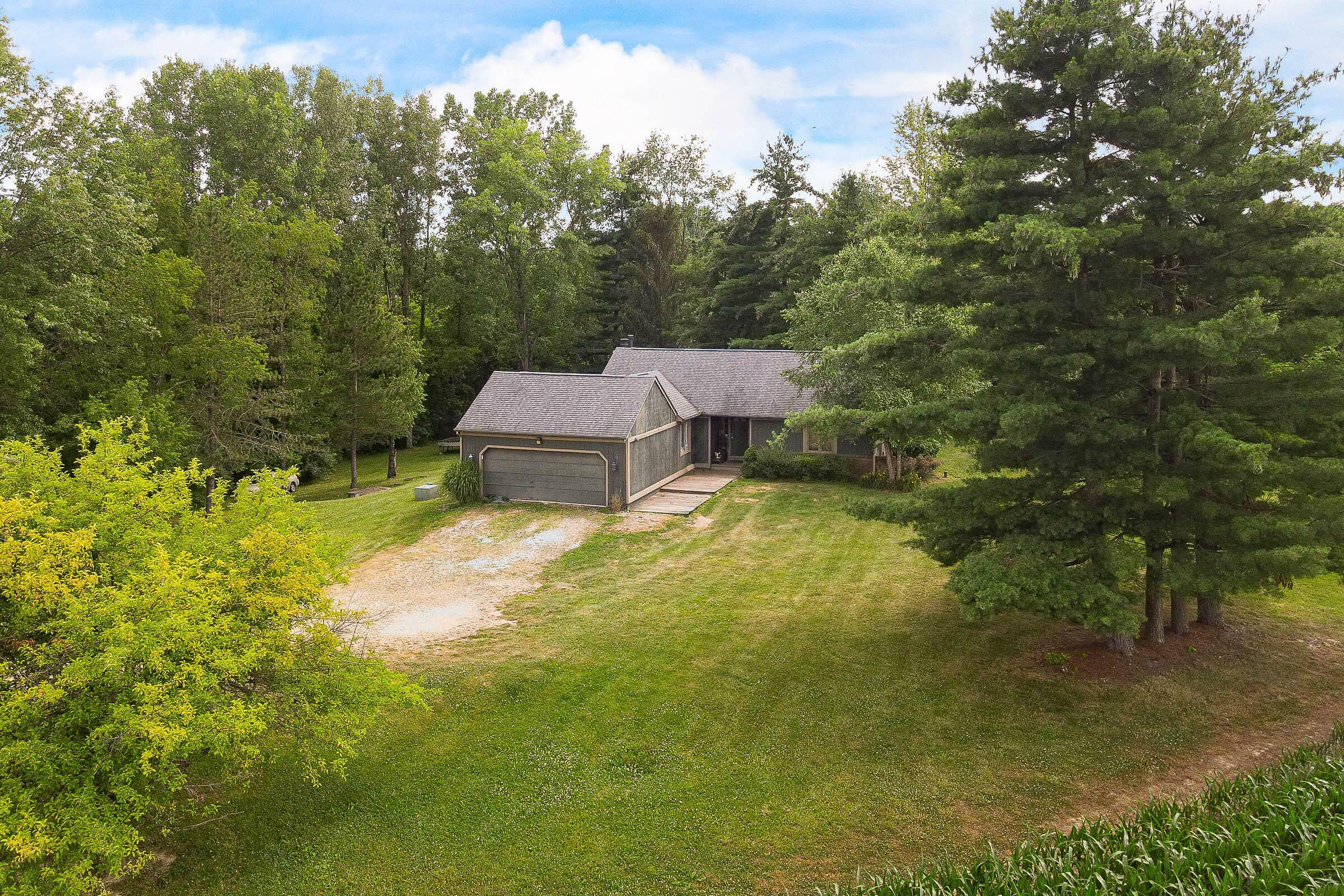 Property Photo:  1060 S Watkins Road  OH 43001 