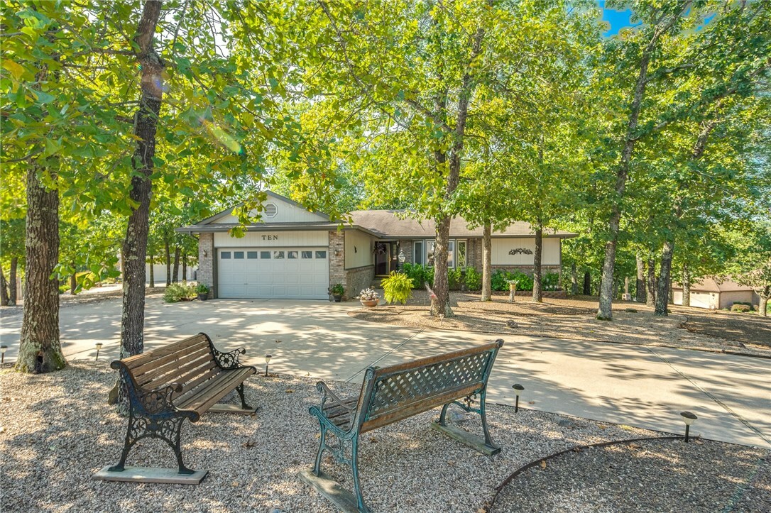 Property Photo:  10 Allison Circle  AR 72715 