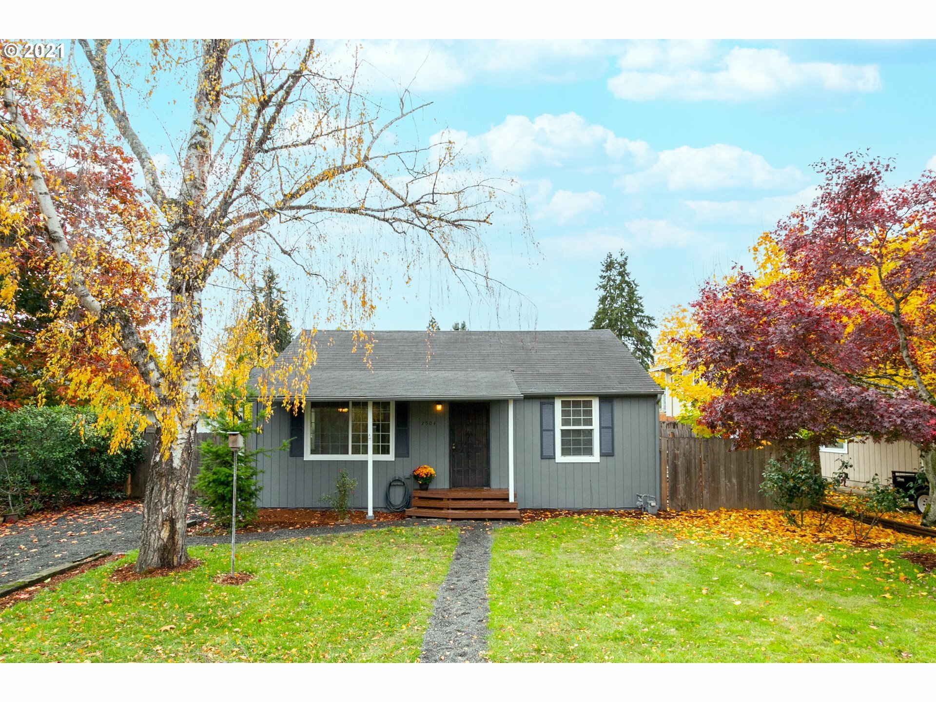 2504 SE Pine Ln  Milwaukie OR 97267 photo