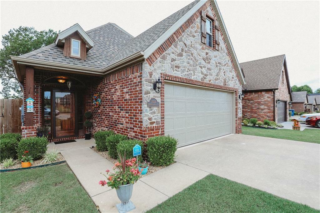 Property Photo: 2014 SW Riverstone Road AR 72713