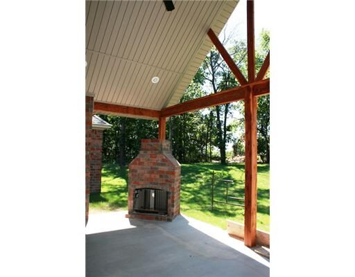 Property Photo: 204 NW Tall Oaks Avenue AR 72712