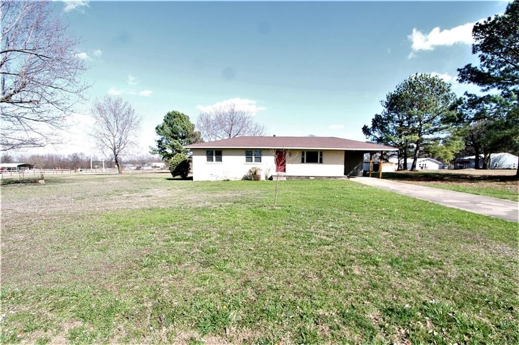 Property Photo: 12568 Leam Boulevard AR 72730