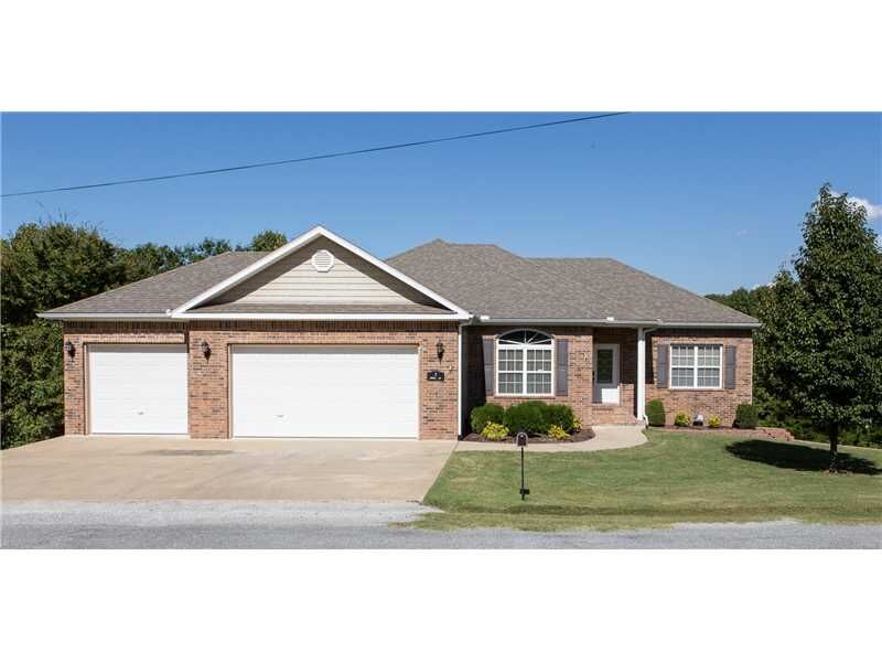 Property Photo:  2 Arden Lane  AR 72714 