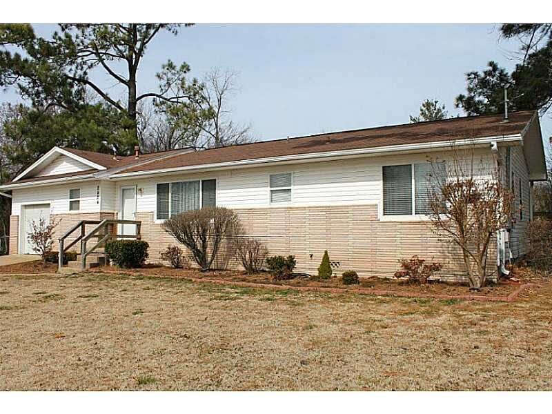 Property Photo:  2824 W Mount Comfort Road  AR 72704 