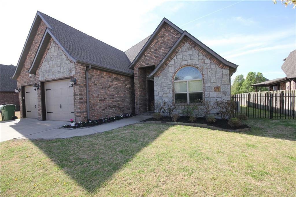 Property Photo:  6508 W Hearth Bay  AR 72758 