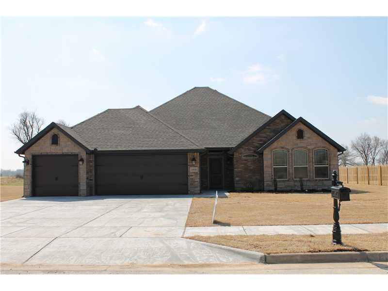 Property Photo: 1806 Brooks Place AR 72758