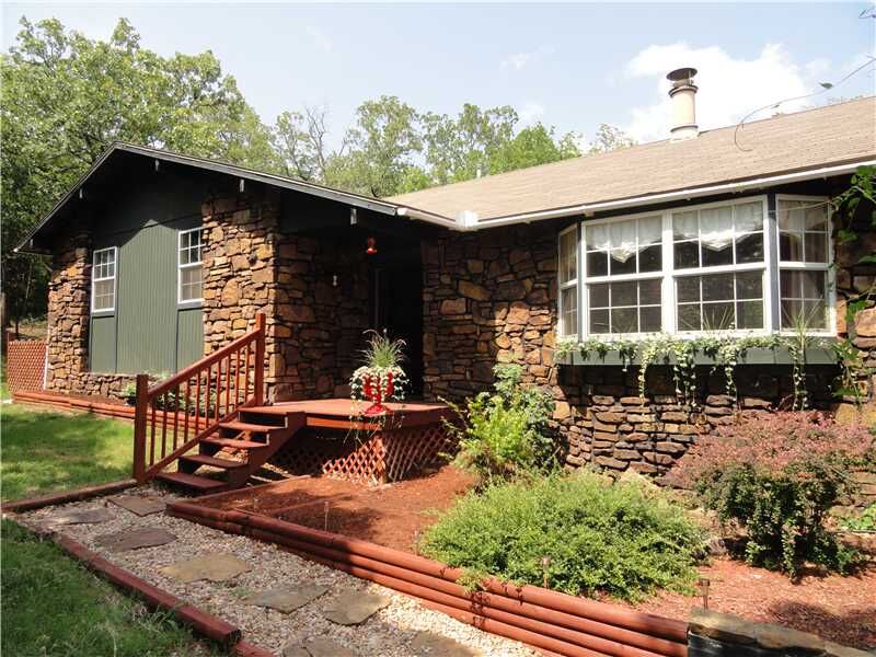 Property Photo: 11350 Illinois Chapel Road AR 72753