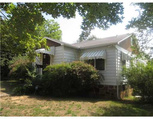 Property Photo:  701 SW Wood Avenue  AR 72701 