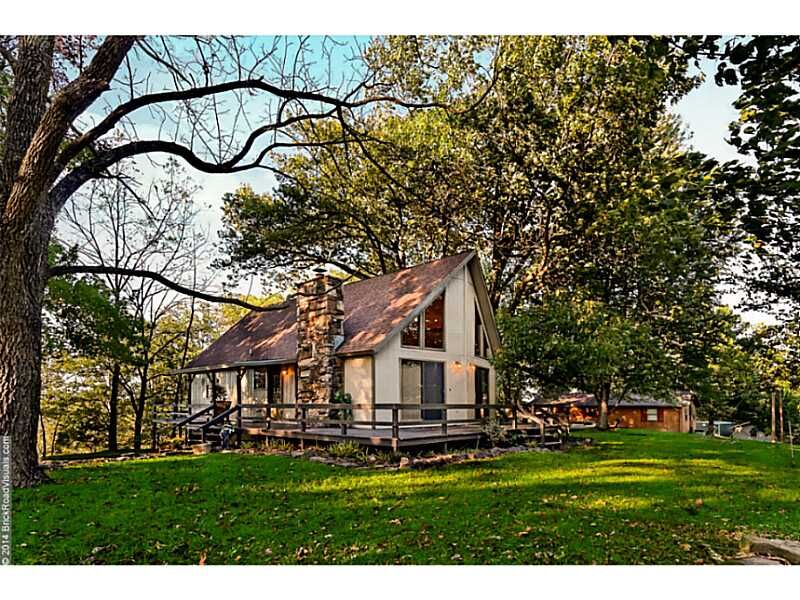 Property Photo: 22500 E War Eagle Road AR 72764