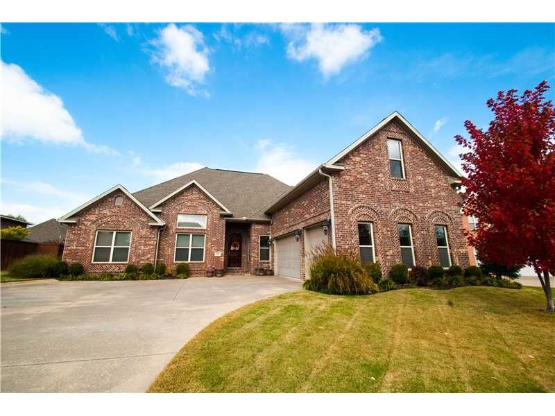 Property Photo: 802 SW Glen Arbor Avenue AR 72712