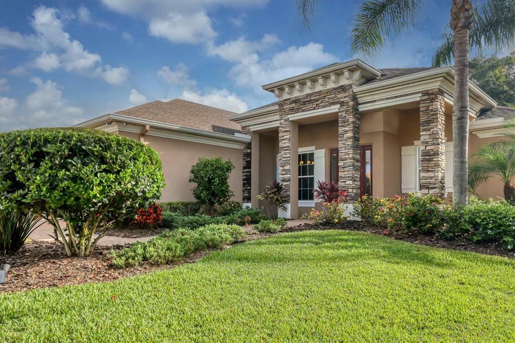 Property Photo: 541 Chantilly Trail FL 34212