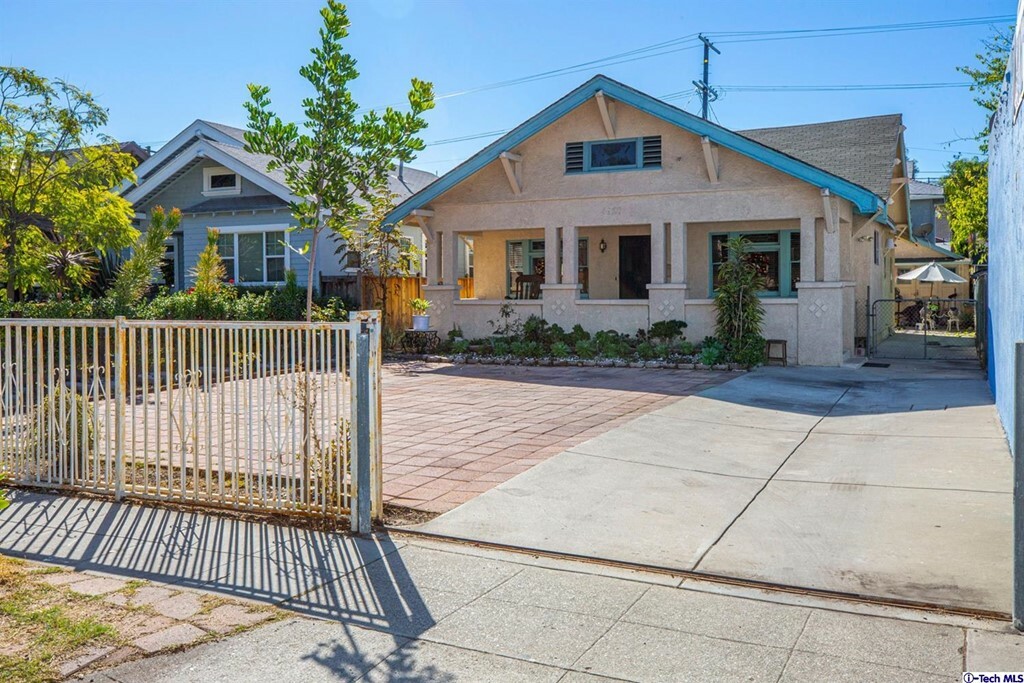 Property Photo:  4920 York Boulevard  CA 90042 