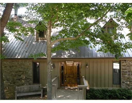 Property Photo:  208 Holiday Island Drive  AR 72631 