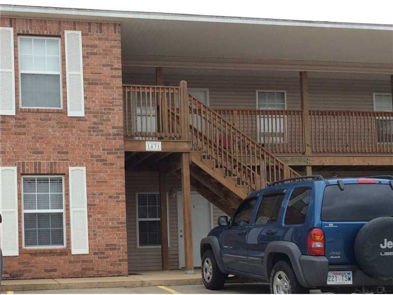 Property Photo:  1431 W Sligo Street  AR 72701 