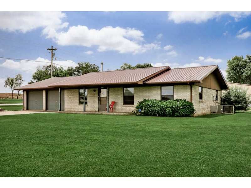 Property Photo: 5231 Bob Mills Road AR 72762